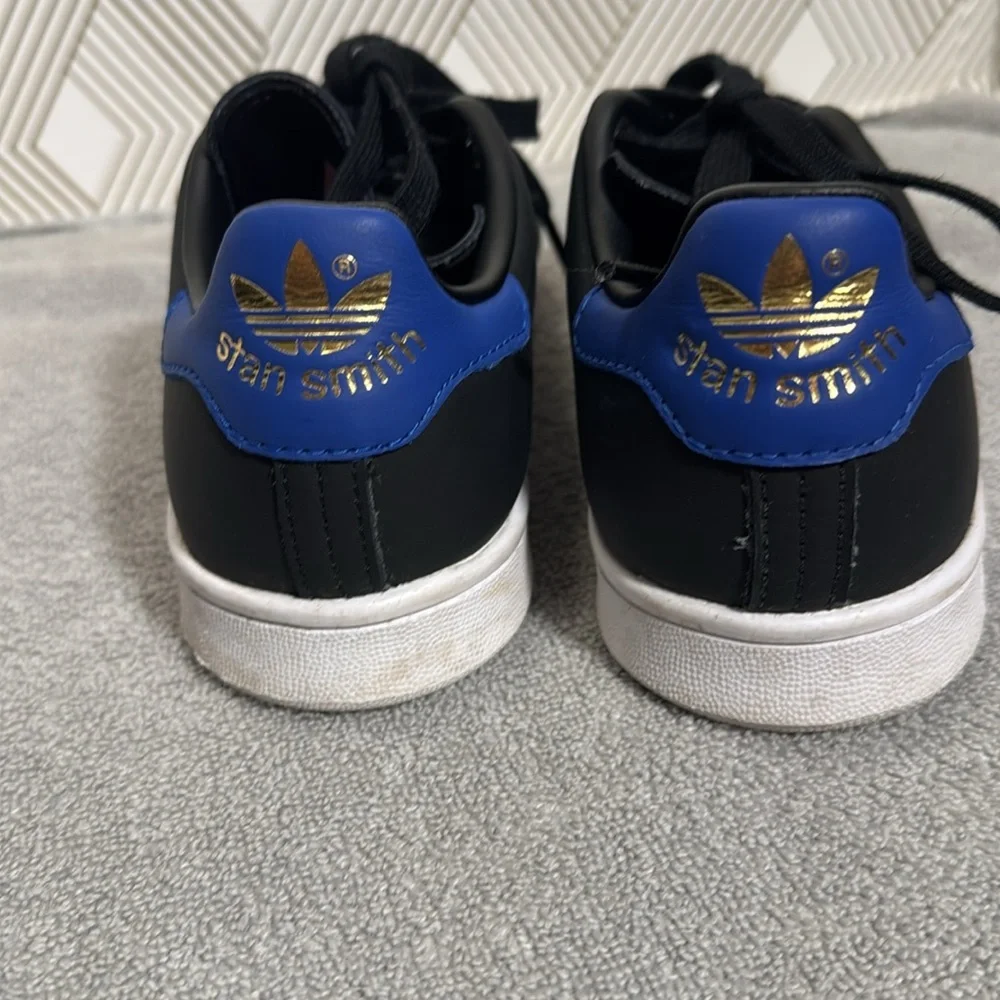 Adidas Sneakers black‎ Stan Smith Adidas Shoes women’s size 6 Multicolor Logo